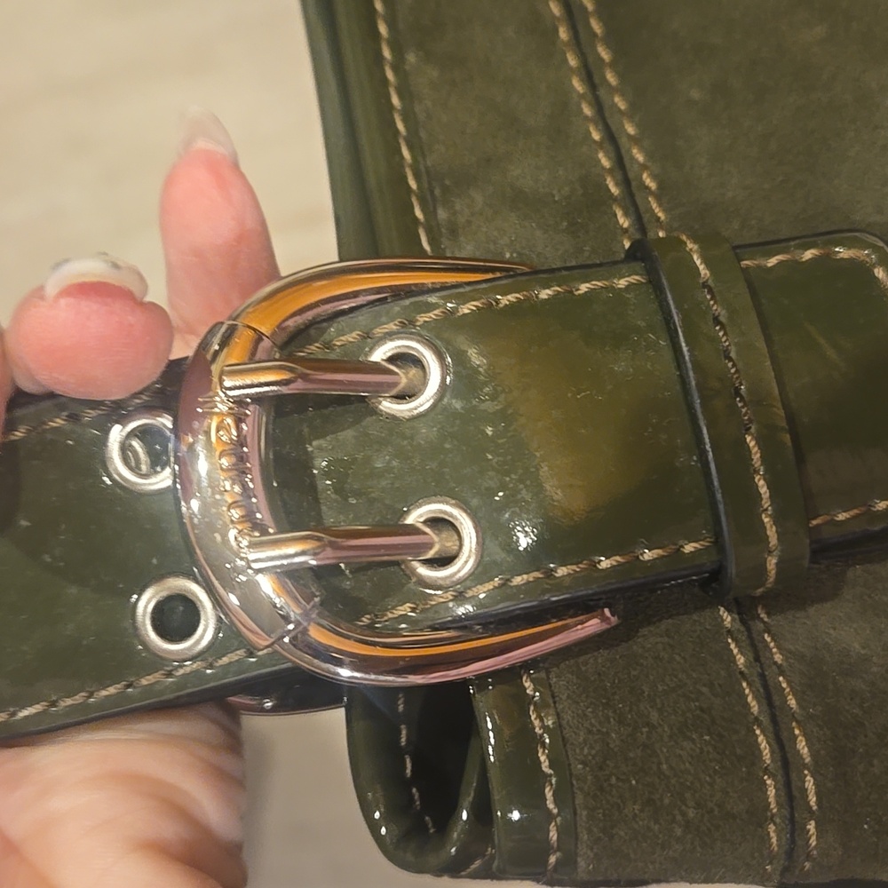 Tignanello 100% Genuine Leather Deep Army Green Shoulder Bag - Picture 2 of 12